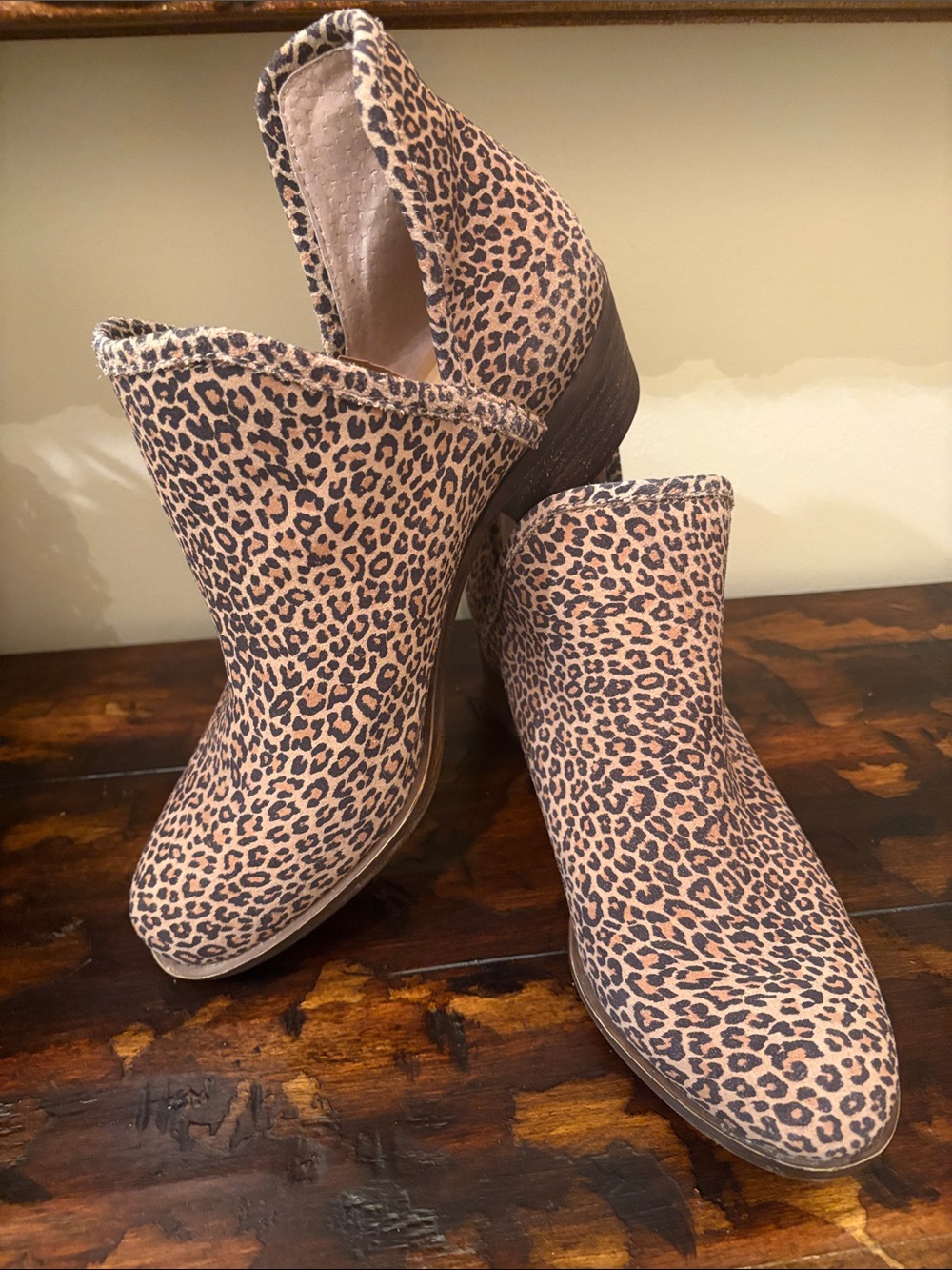 Lucky Brand Leopard Print Ankle Booties in Tan and Black